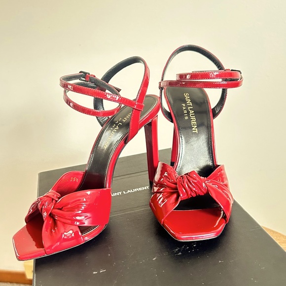 Saint Laurent NWOB Designer Amy Patent Leather Bow Ankle-Strap Sandals Size 35.5 - Picture 11 of 14
